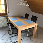 Faissbauernhof Apartamento *